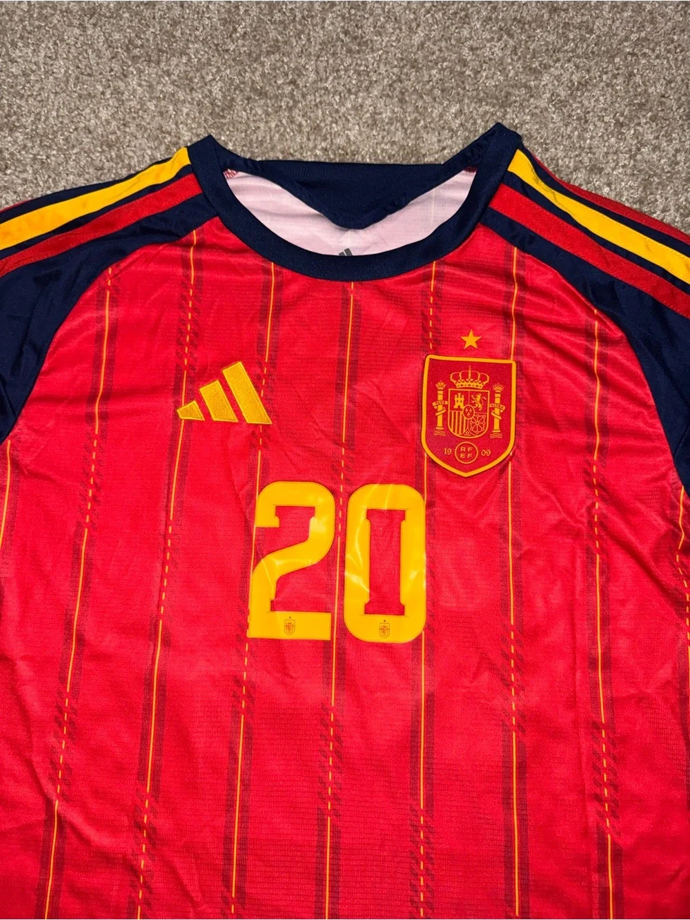 Adidas Spain 2026 Pedri #20 Men’s Home Soccer Jersey 🆕